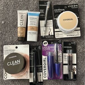 Covergirl Make Up Lot